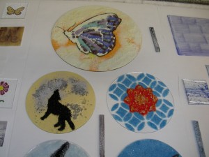 kiln pictures (night lights powder plates) 019